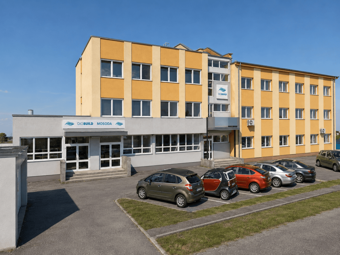 BS Office irodaház, Gyula